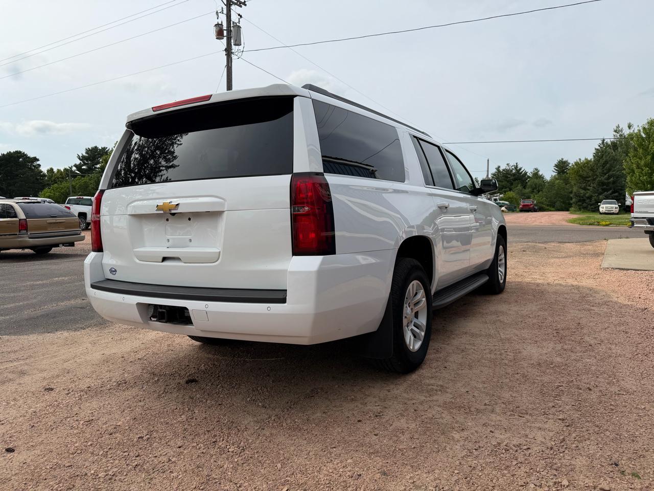 Chevrolet Suburban 4WD 4dr 1500 LS 2018