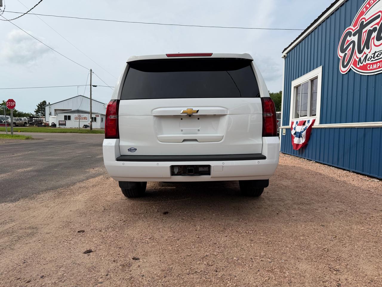 Chevrolet Suburban 4WD 4dr 1500 LS 2018