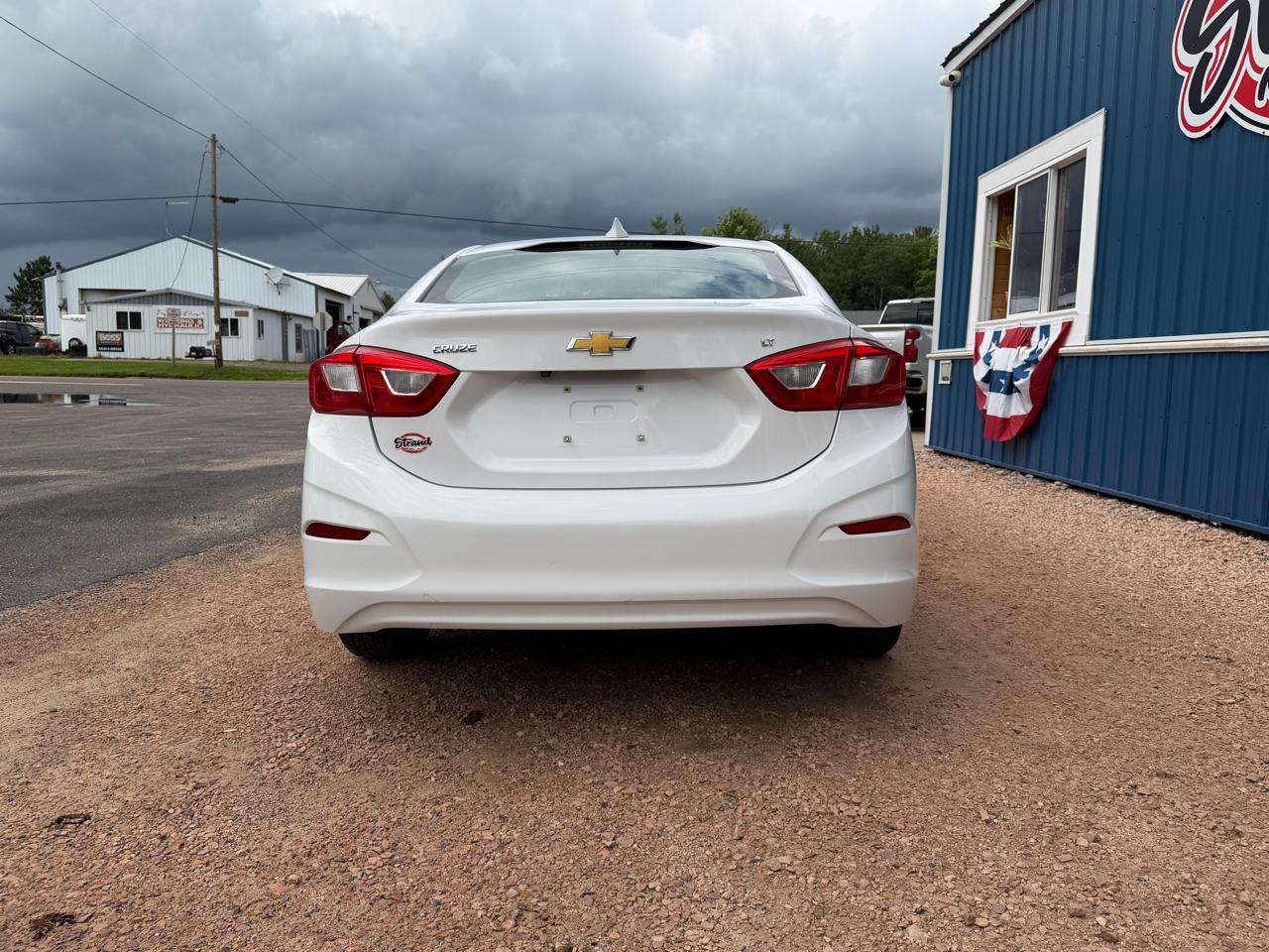 Chevrolet Cruze 4dr Sdn 1.4L LT w/1SD 2017