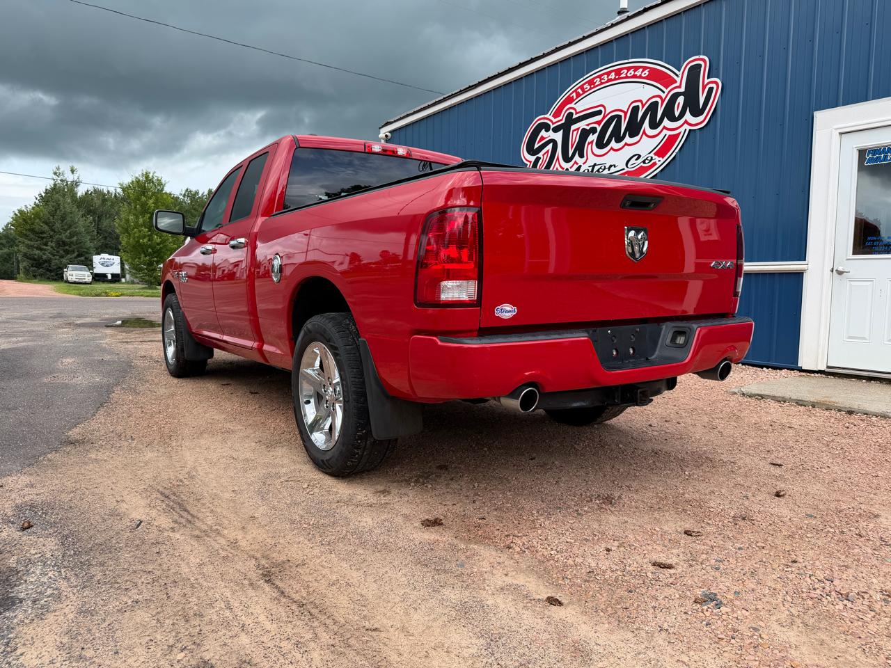 RAM 1500 4WD Quad Cab 140.5" Express 2016