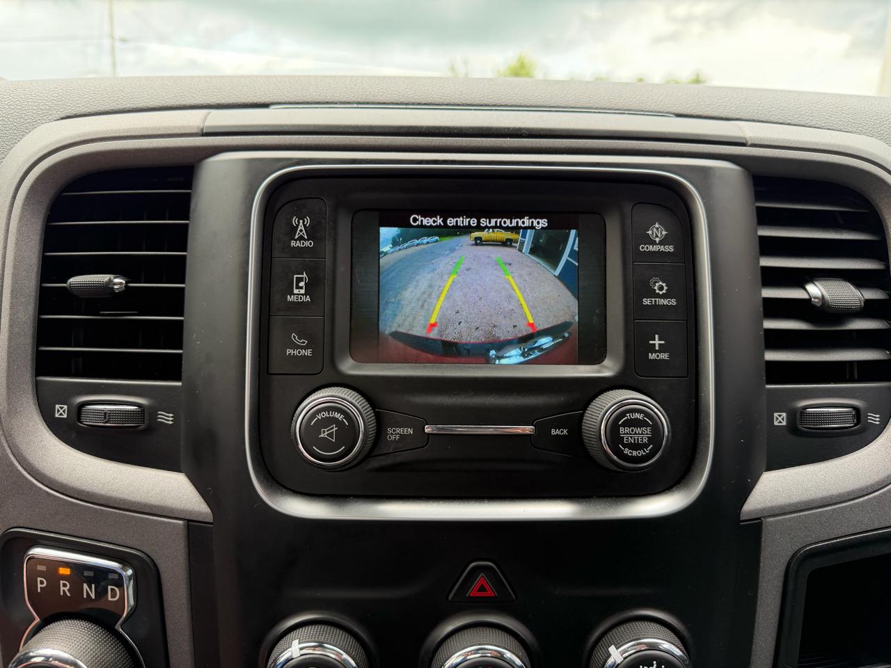 RAM 1500 4WD Quad Cab 140.5" Express 2016