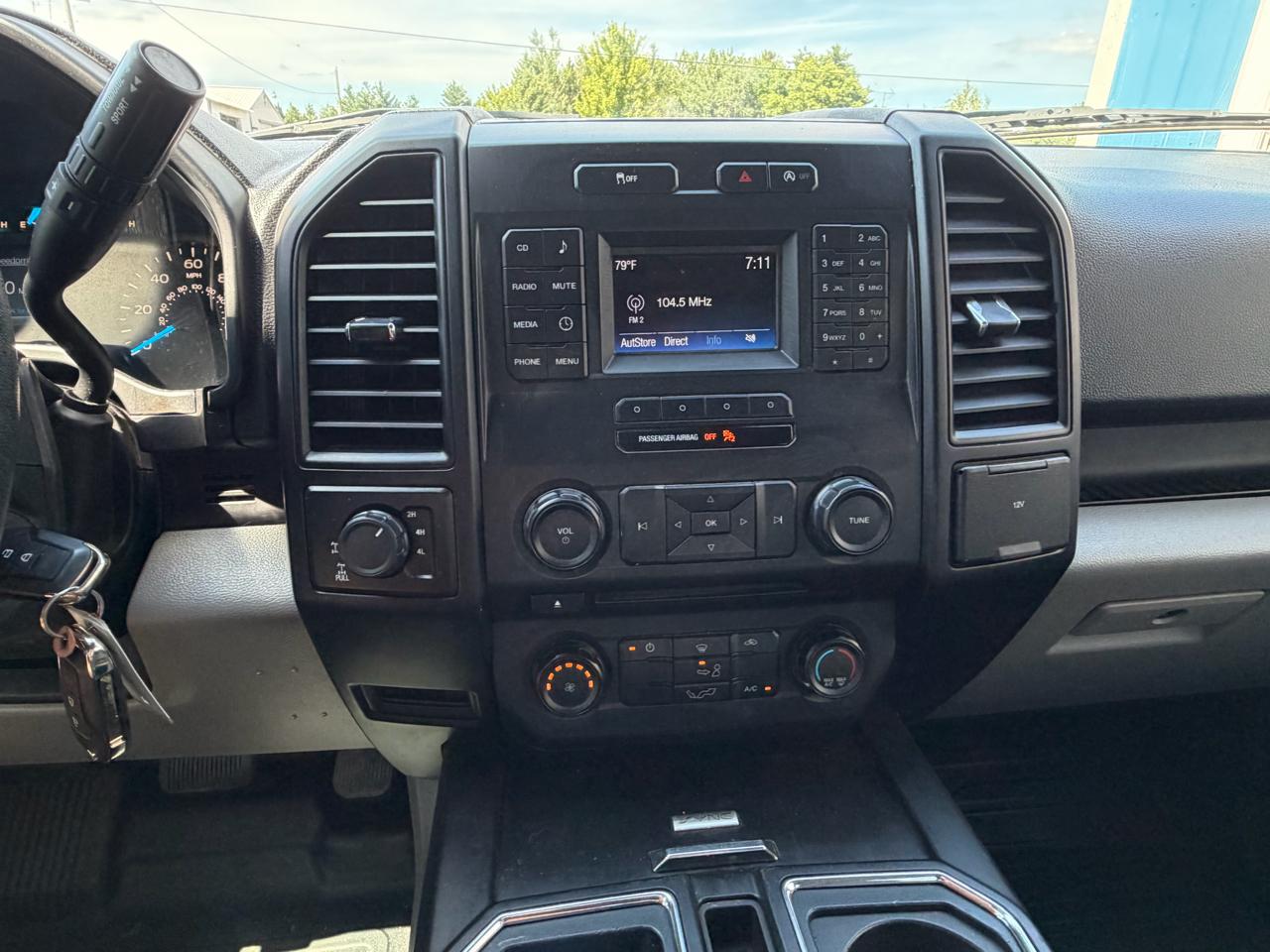 Ford F-150 4WD SuperCrew 145" King Ranch 2016