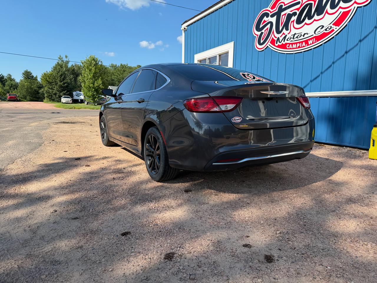 Chrysler 200 4dr Sdn Limited FWD 2016