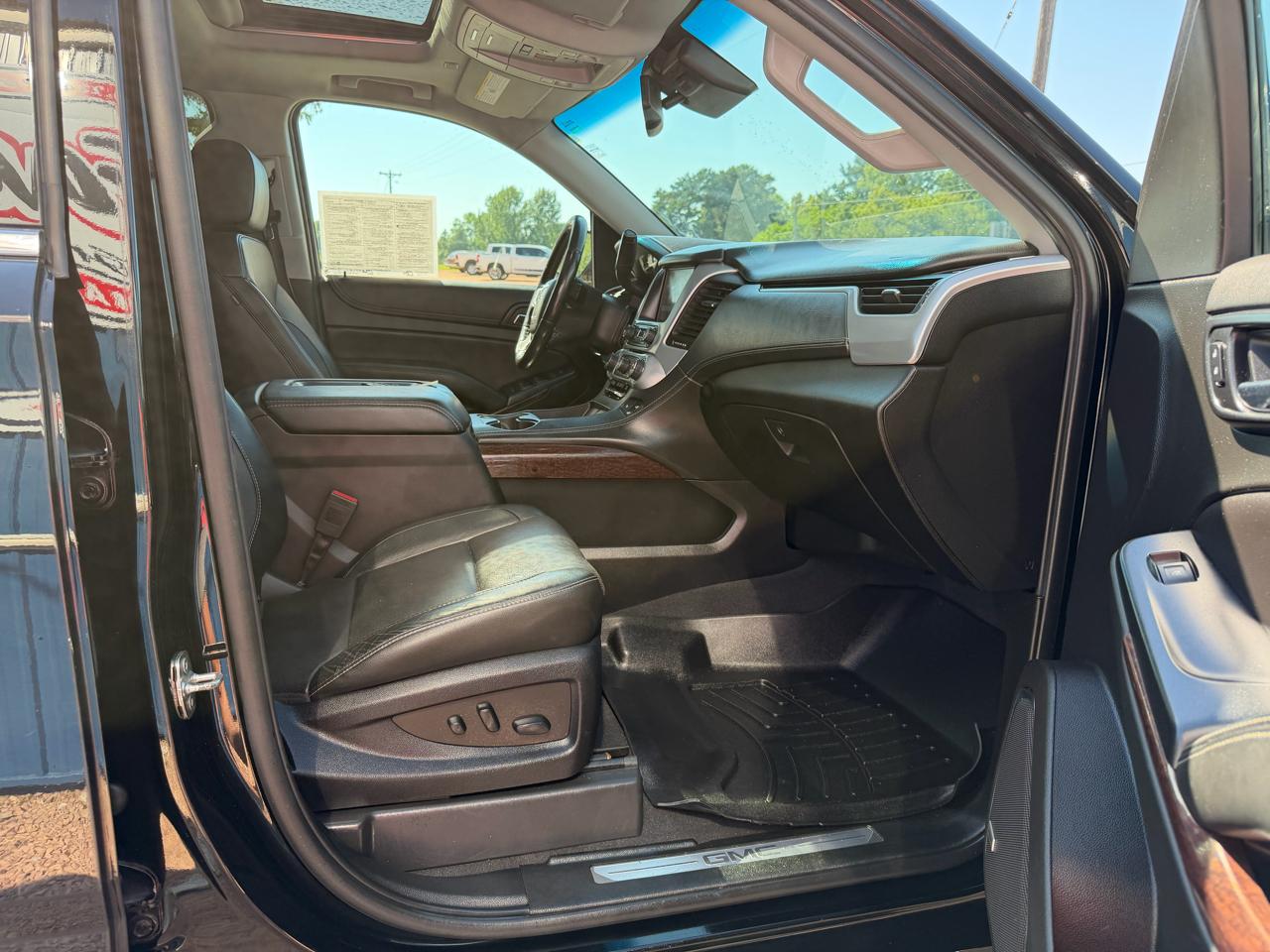 GMC Yukon 4WD 4dr SLT 2019