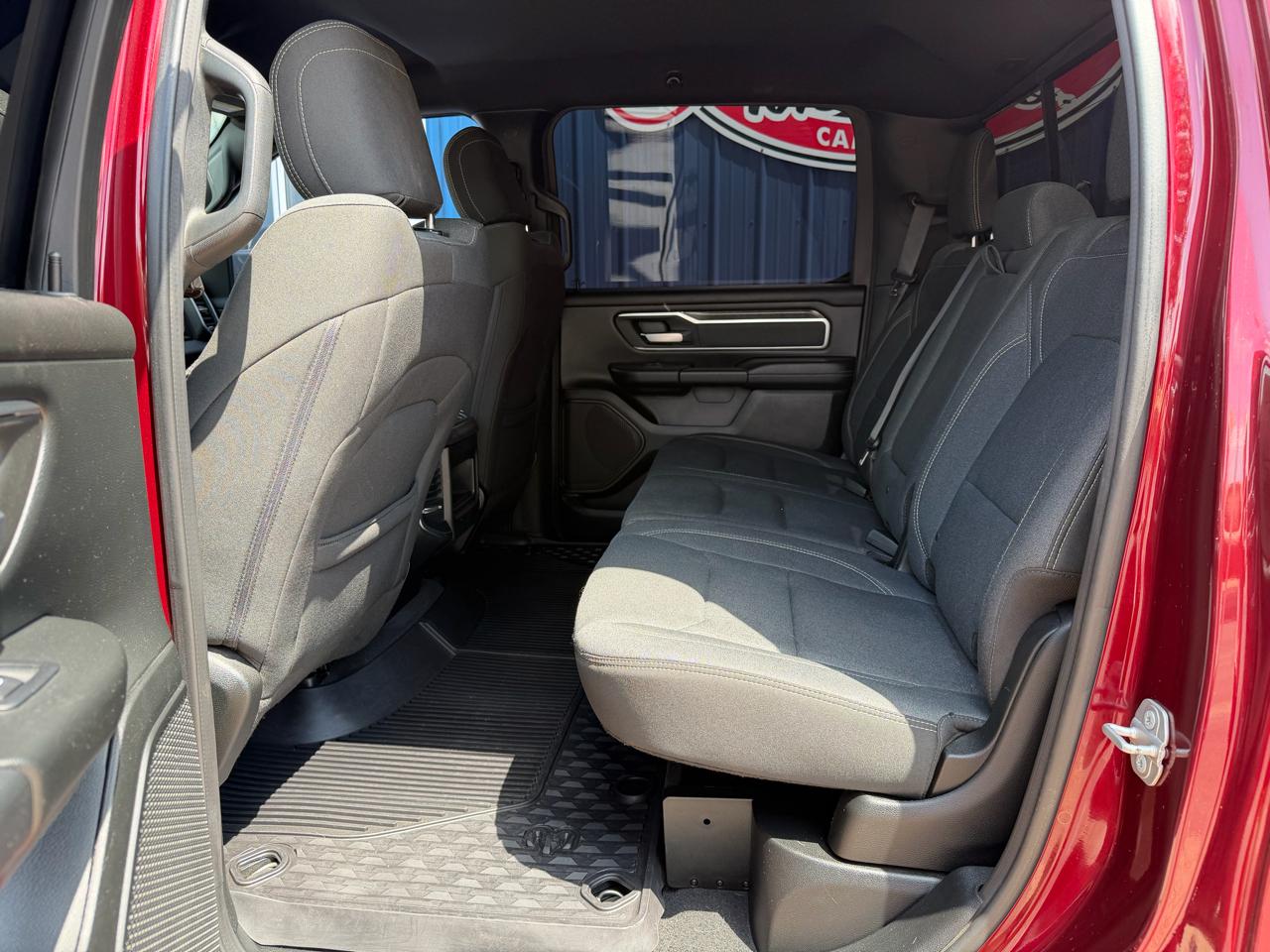 RAM 1500 Big Horn/Lone Star 4x4 Crew Cab 5'7" Box 2019