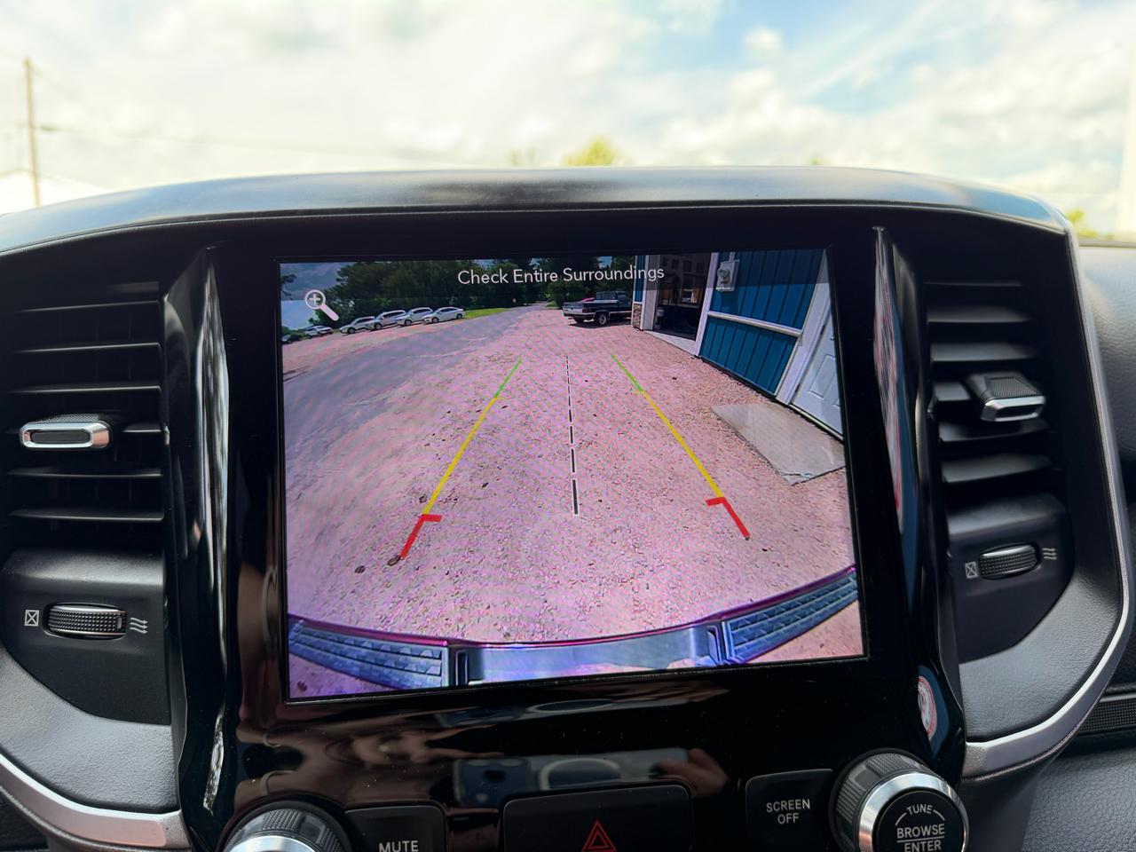 RAM 1500 Big Horn/Lone Star 4x4 Crew Cab 5'7" Box 2019