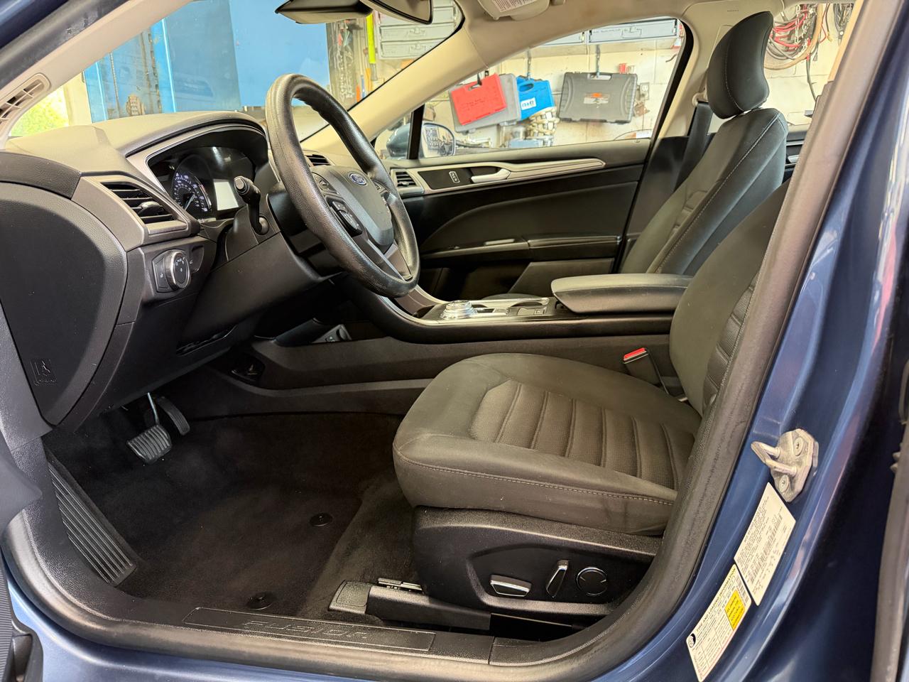 Ford Fusion SE FWD 2018
