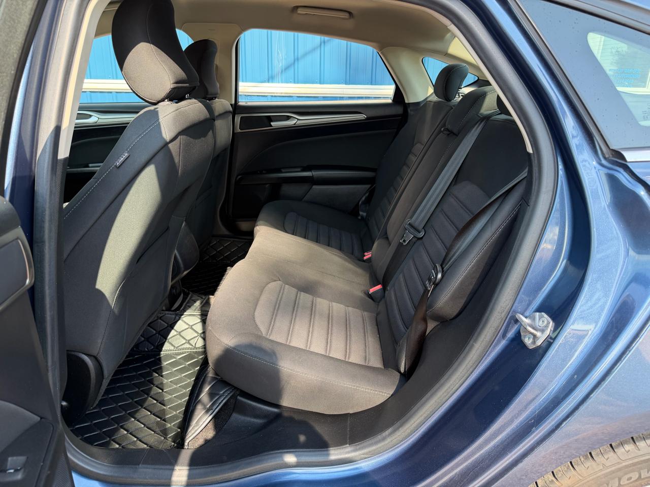 Ford Fusion SE FWD 2018