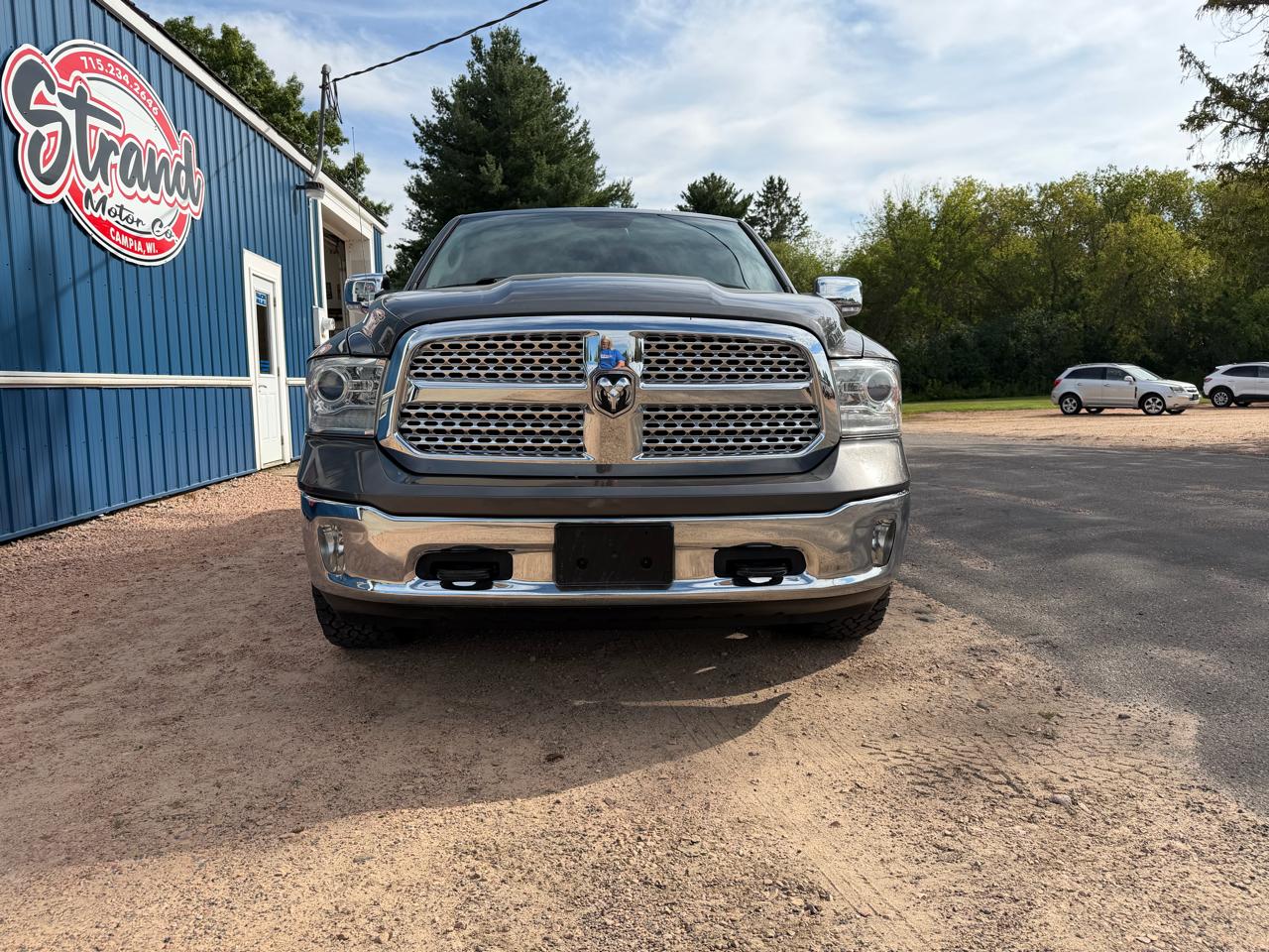 RAM 1500 Laramie 4x4 Crew Cab 5'7" Box 2017