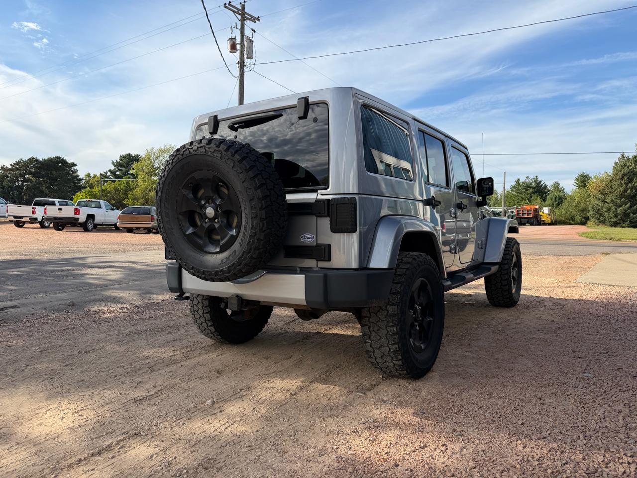 Jeep Wrangler Unlimited 4WD 4dr Sahara 2015