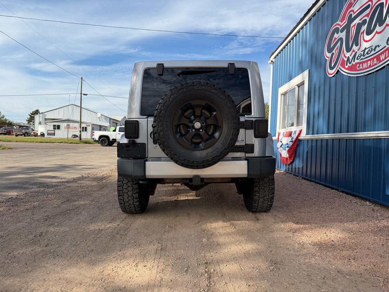 Jeep Wrangler Unlimited 4WD 4dr Sahara 2015