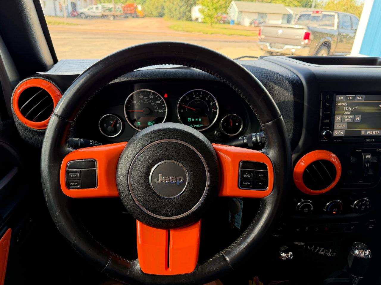 Jeep Wrangler Unlimited 4WD 4dr Sahara 2015