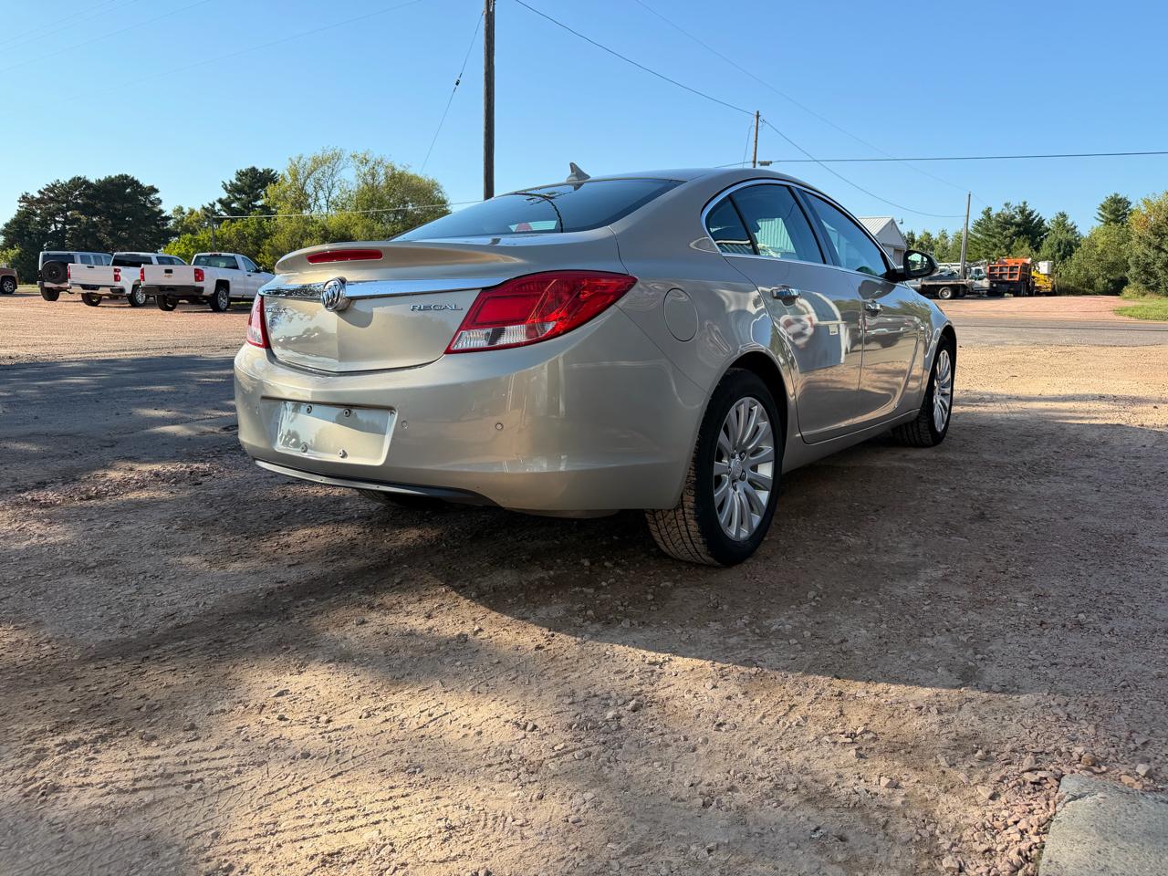 Buick Regal 4dr Sdn Premium 1 2012