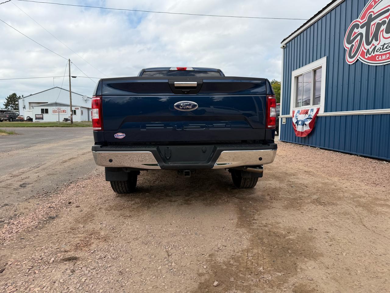 Ford F-150 SuperCrew 150" XLT 4WD 2018