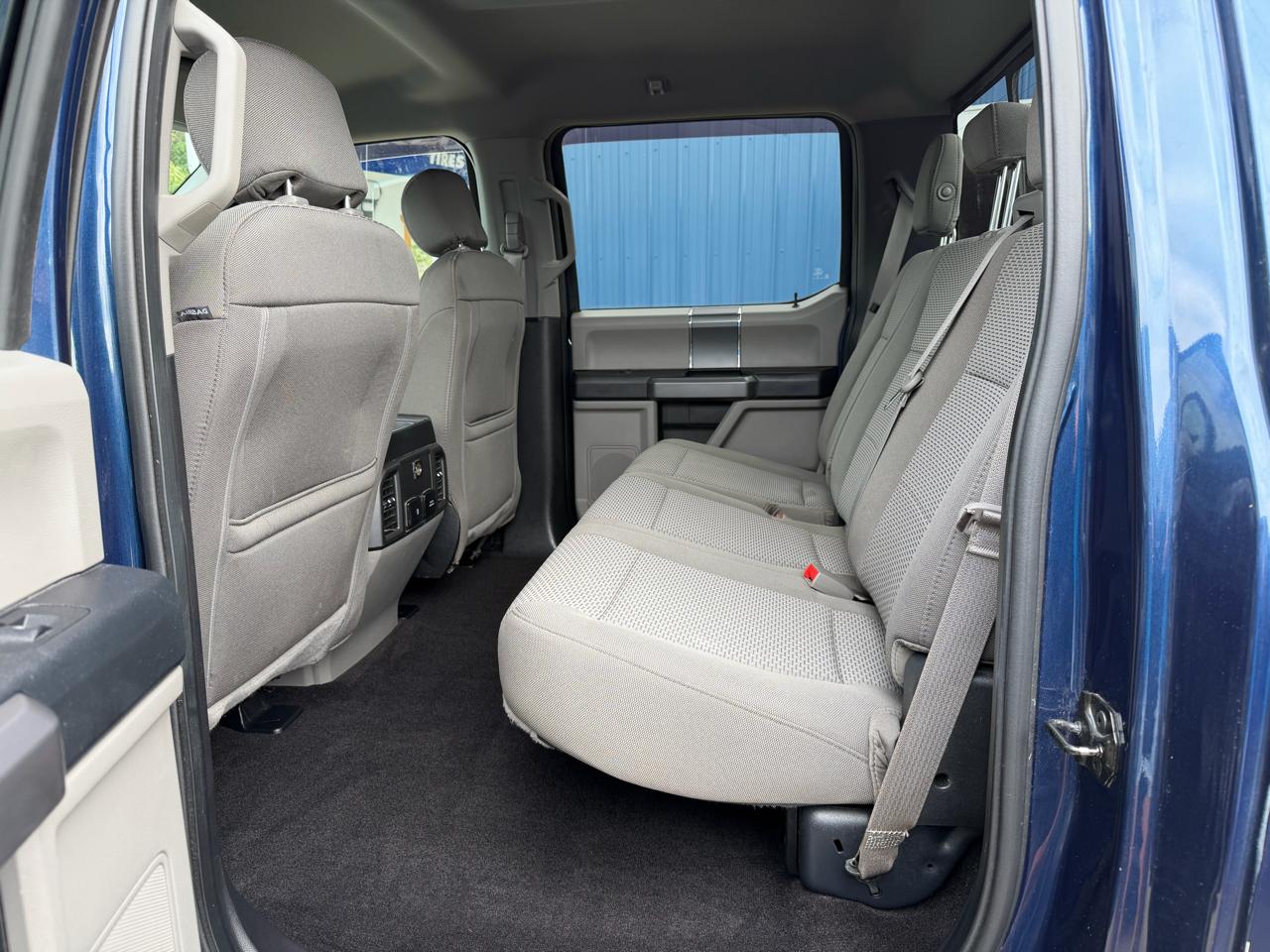 Ford F-150 SuperCrew 150" XLT 4WD 2018
