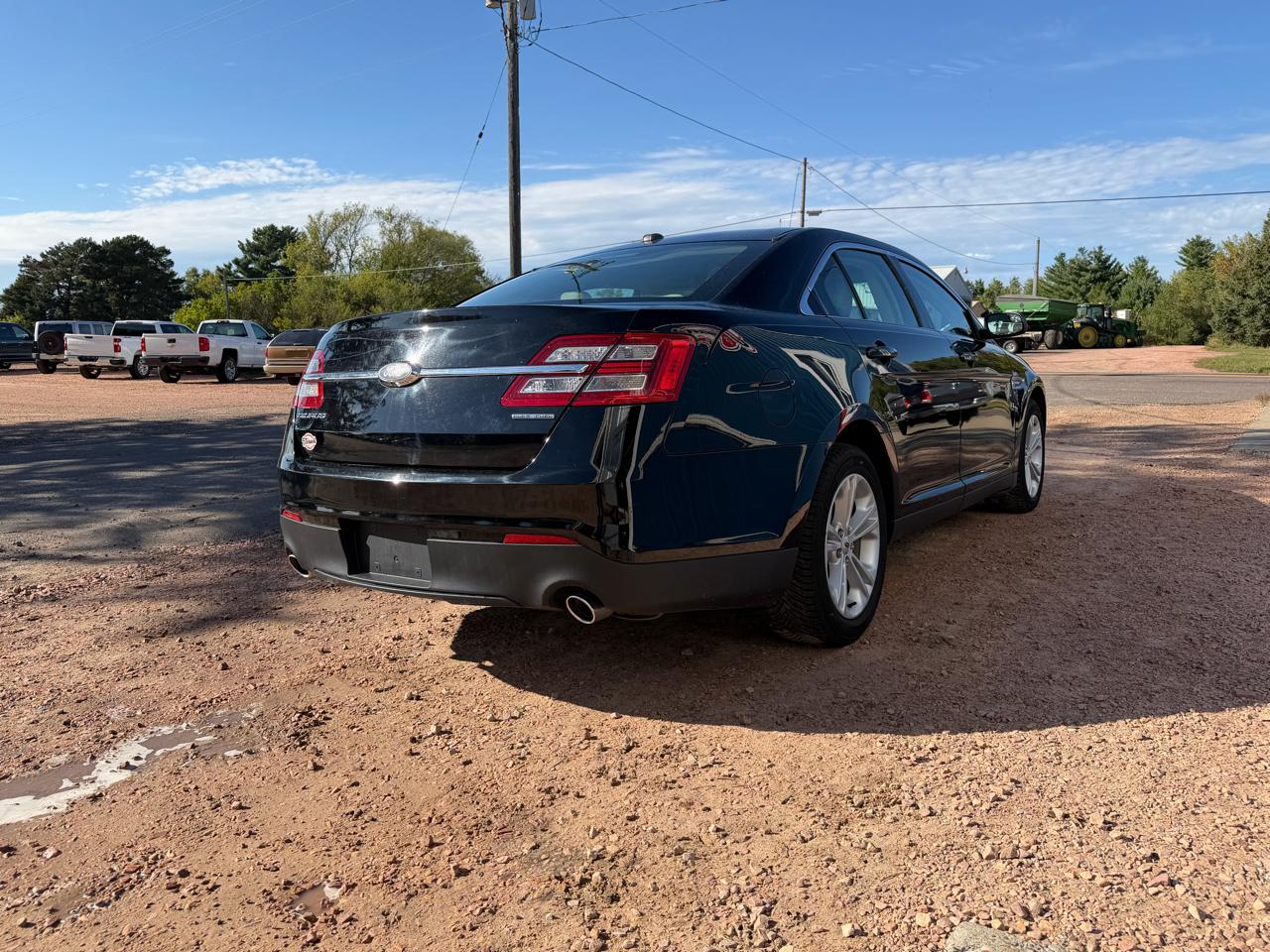 Ford Taurus SE FWD 2018