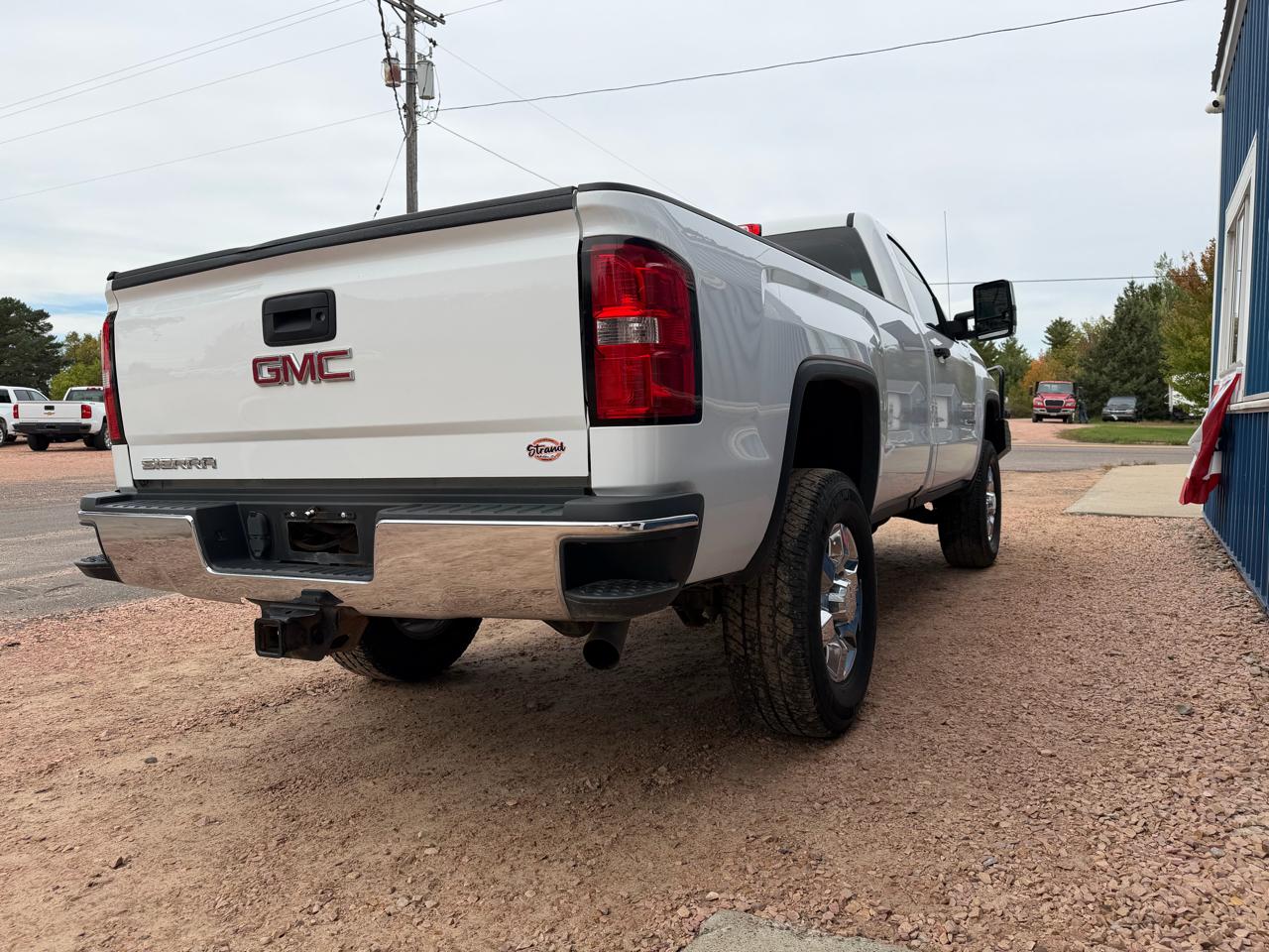 GMC Sierra 2500HD 4WD Reg Cab 133.6" 2016