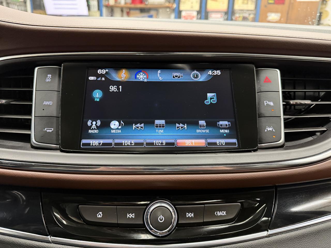 Buick Enclave AWD 4dr Avenir 2018