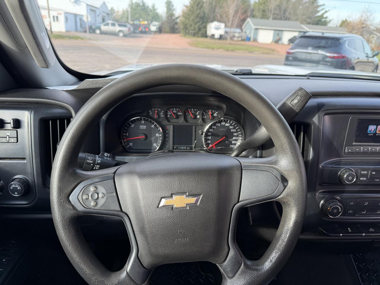 Chevrolet Silverado 3500HD 4WD Reg Cab 133.6" Work Truck 2017