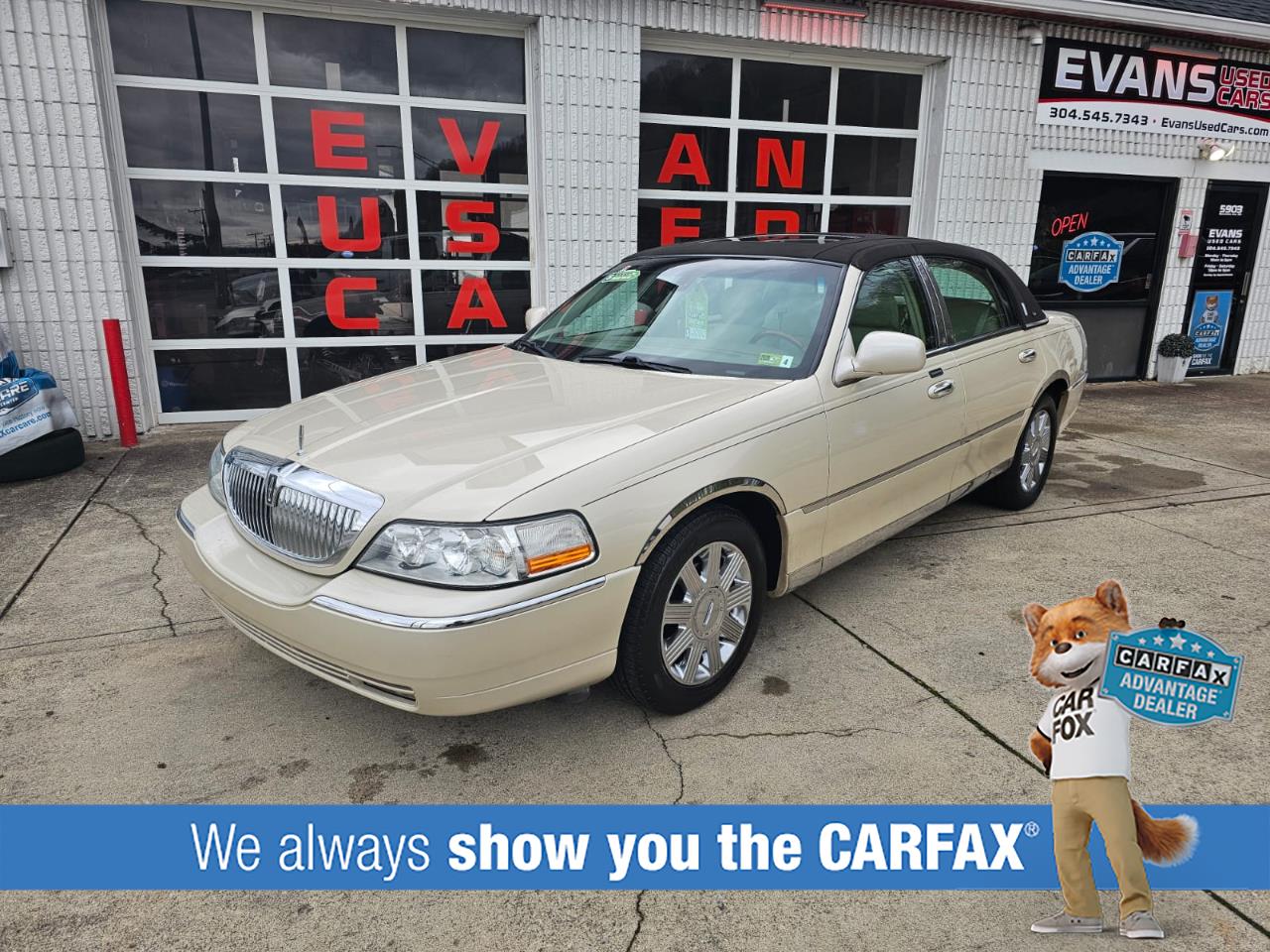 2003 Lincoln Town Car Cartier