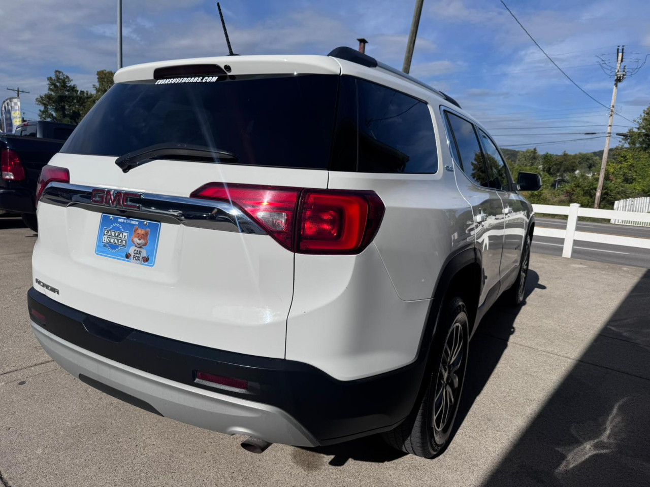 GMC Acadia SLE-2 FWD 2019 GMC Acadia SLE-2 FWD 2019