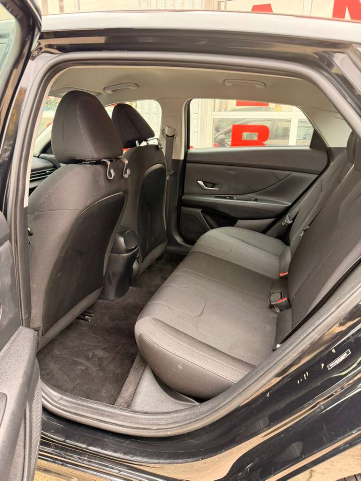 Hyundai Elantra SE 2021 Hyundai Elantra SE 2021