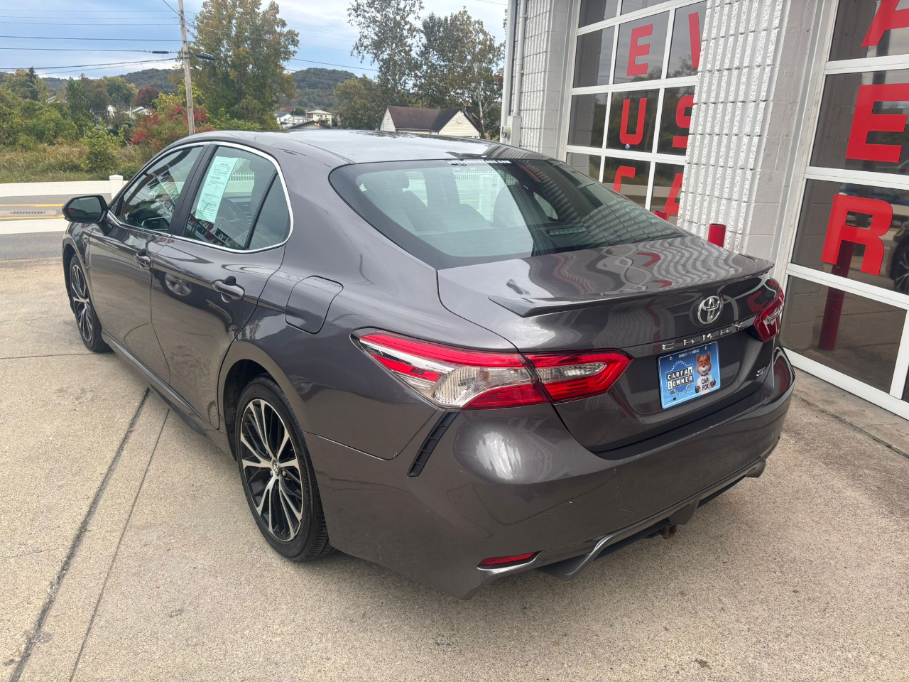 Toyota Camry SE 2018 Toyota Camry SE 2018