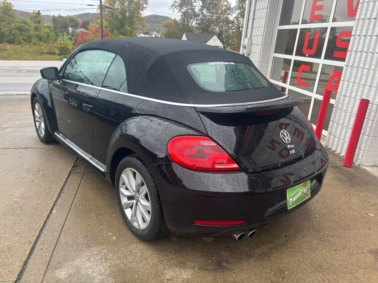 Volkswagen Beetle R-Line Convertible 2014 Volkswagen Beetle R-Line Convertible 2014