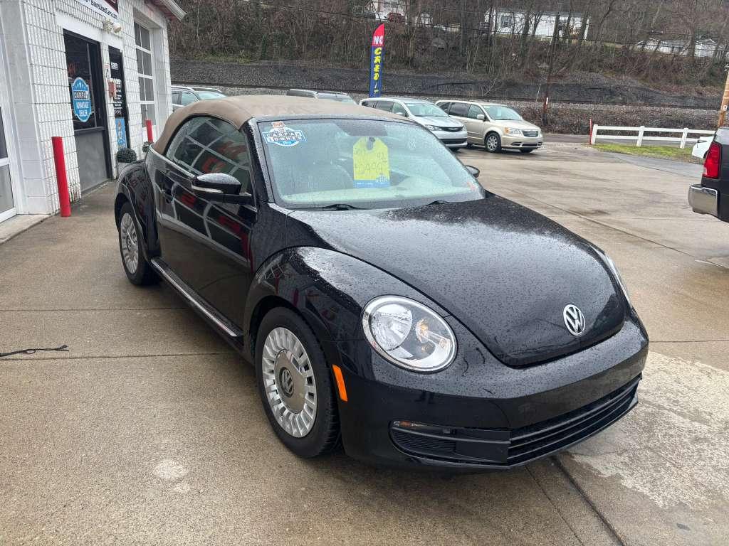 Volkswagen Beetle 2.5L Convertible 2013