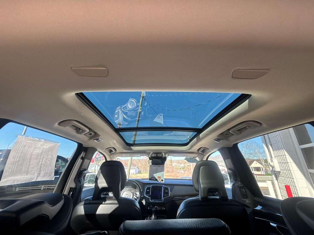 Volvo XC90 T6 Momentum AWD 2017