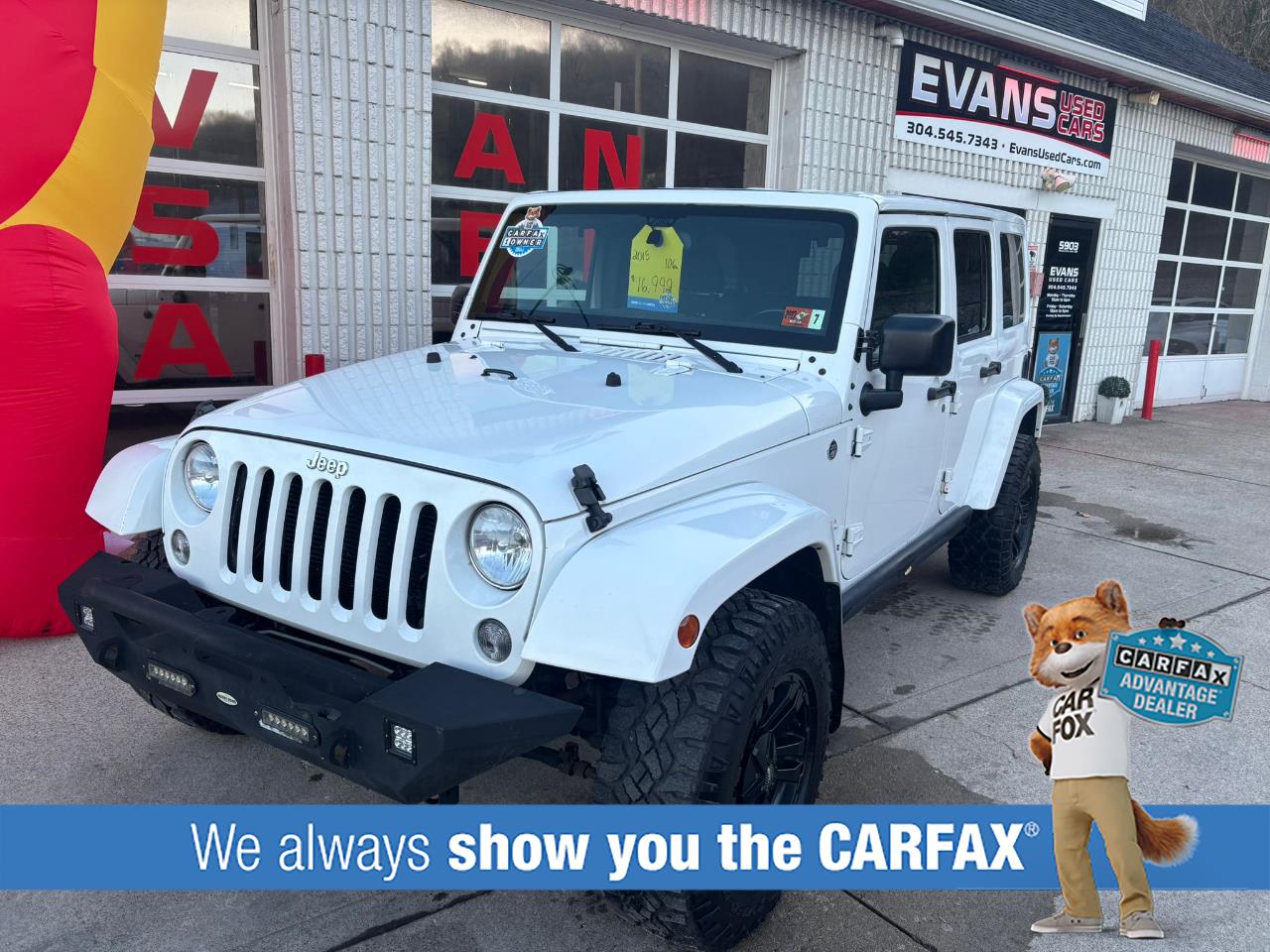 2015 Jeep Wrangler Unlimited Sahara's photo