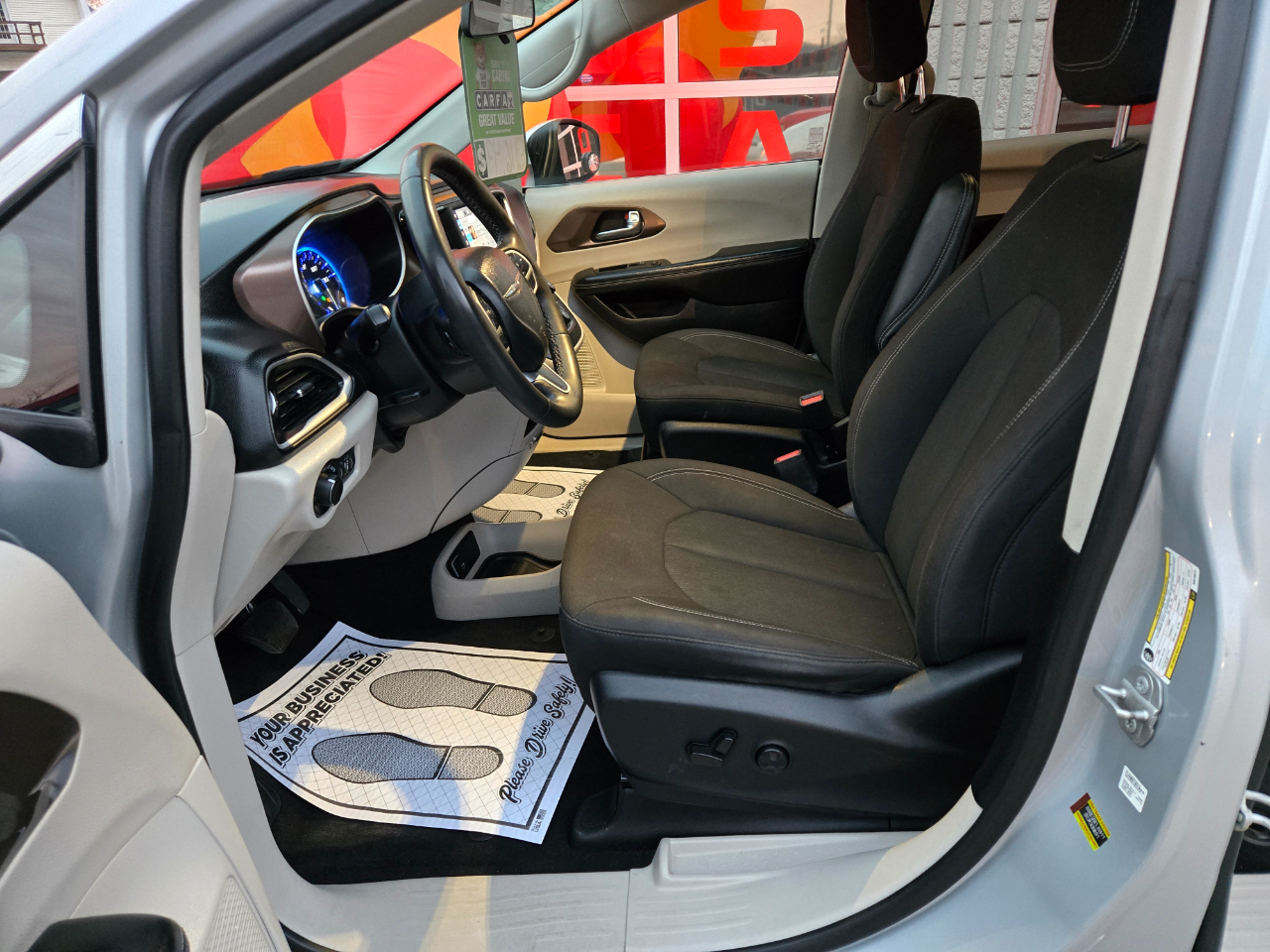 Chrysler Voyager LX 2022