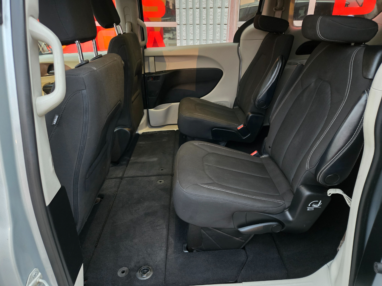 Chrysler Voyager LX 2022