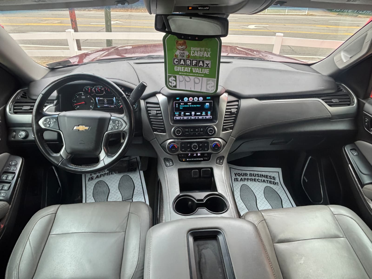 Chevrolet Suburban LT 4WD 2017