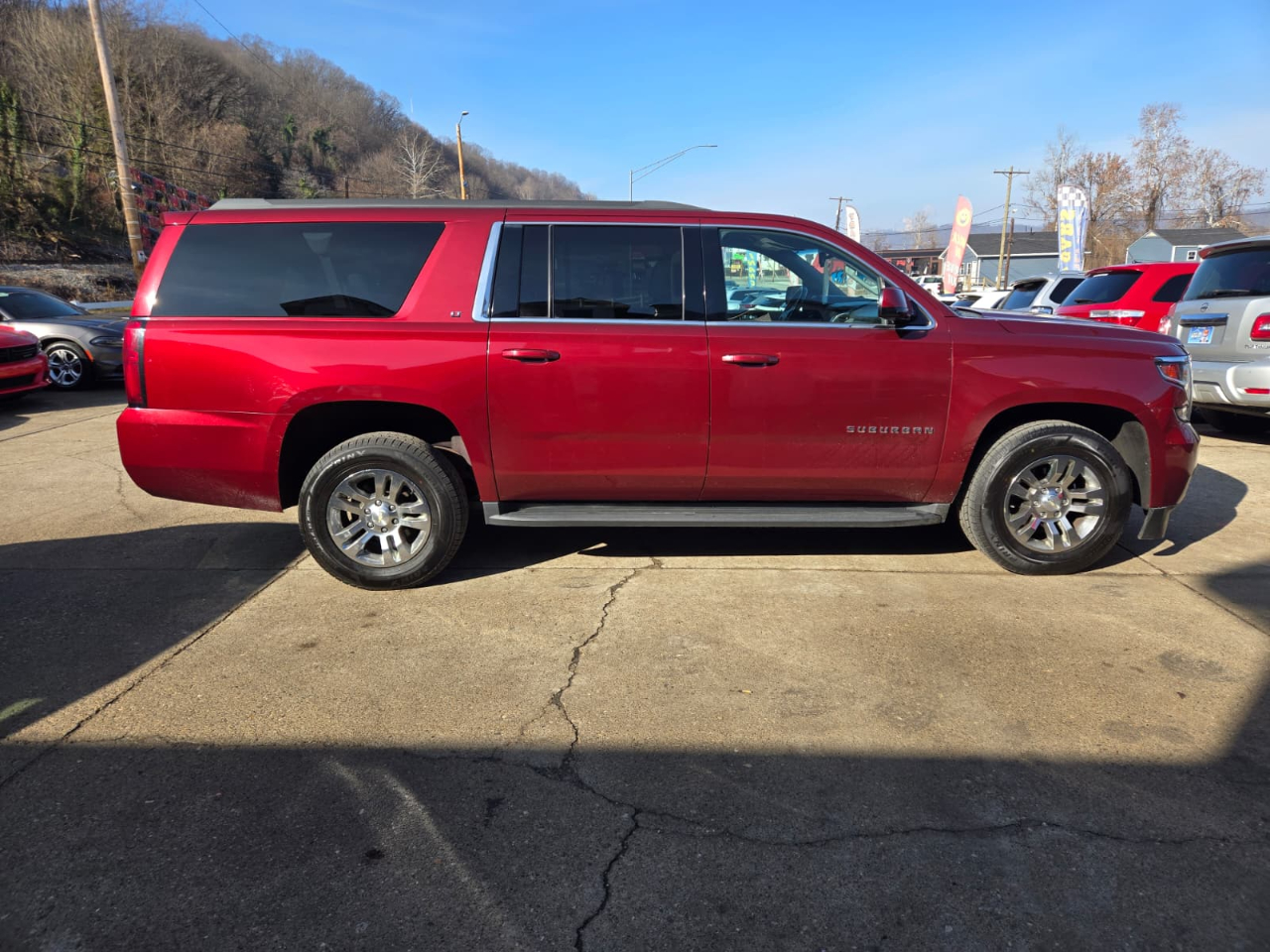 Chevrolet Suburban LT 4WD 2017