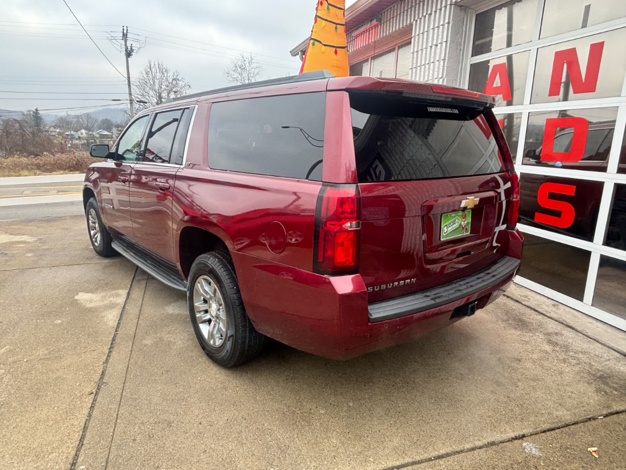 Chevrolet Suburban LT 4WD 2017