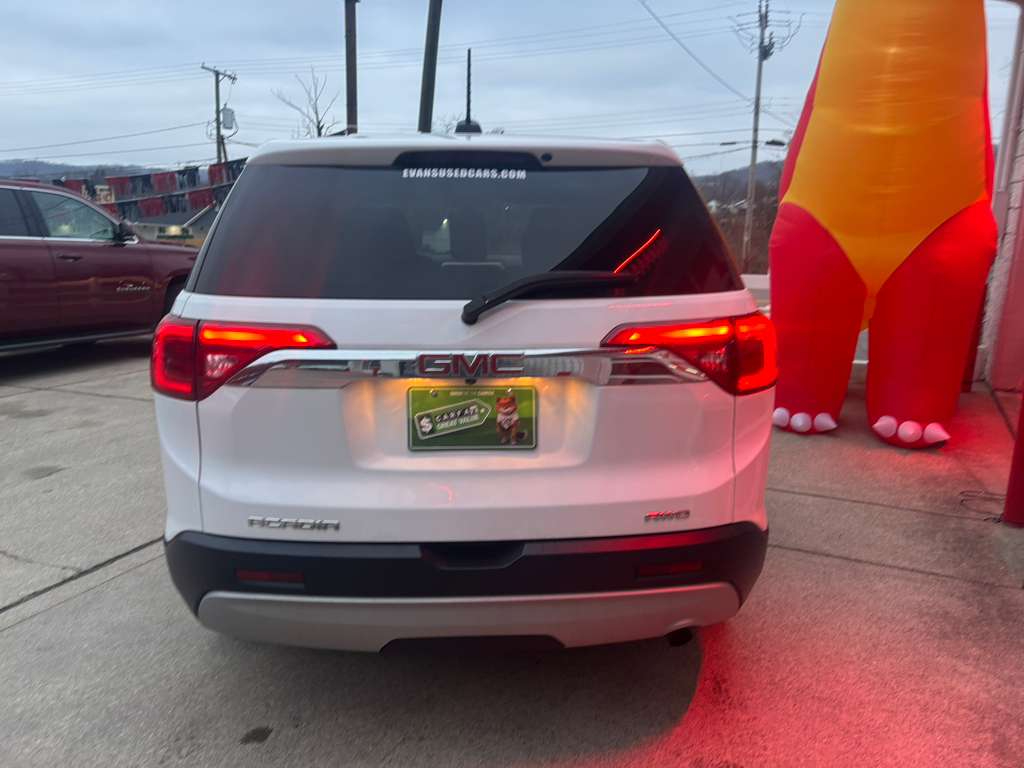 GMC Acadia AWD 4dr SLE 2017