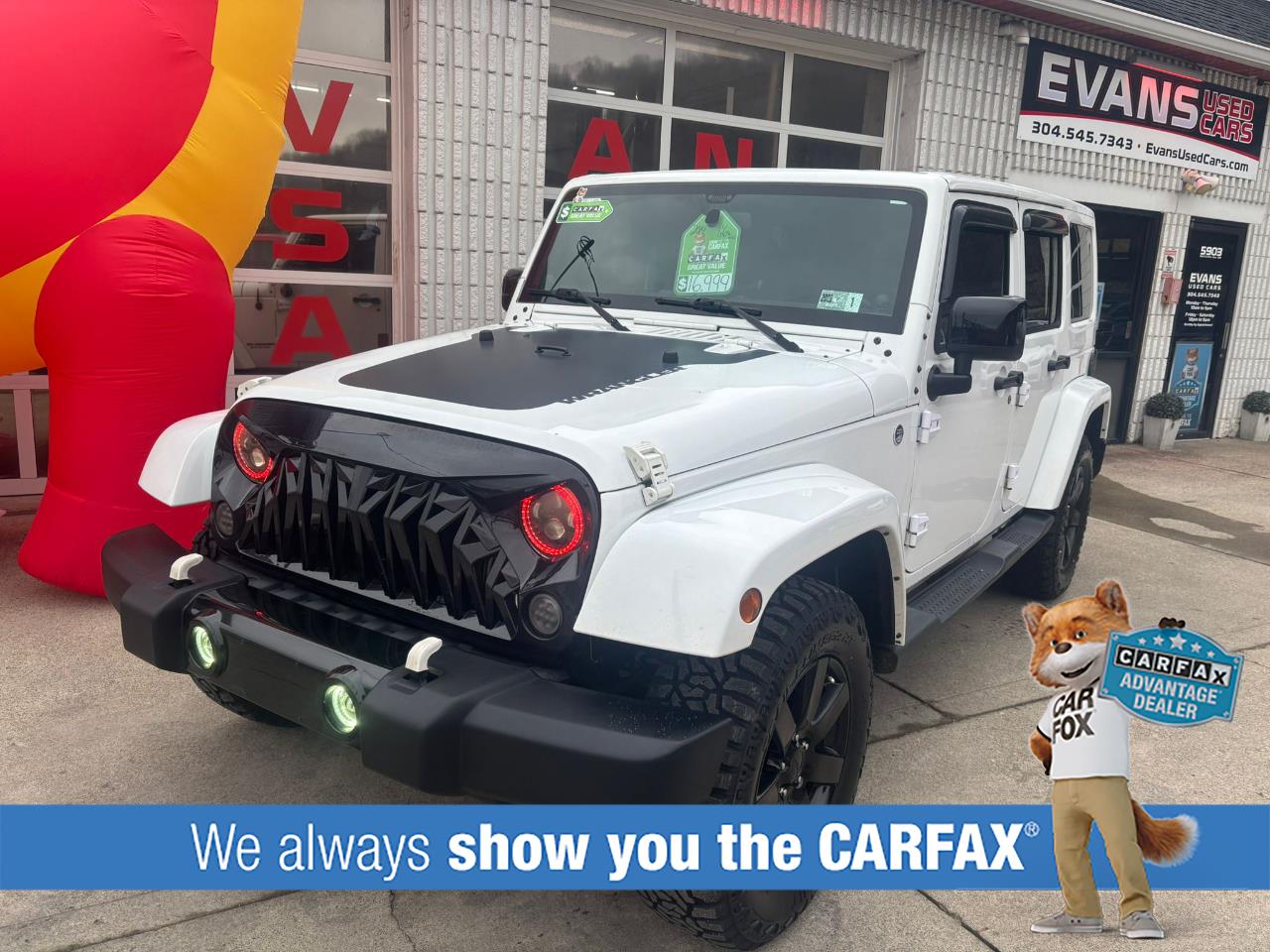 2014 Jeep Wrangler Unlimited Sahara's photo