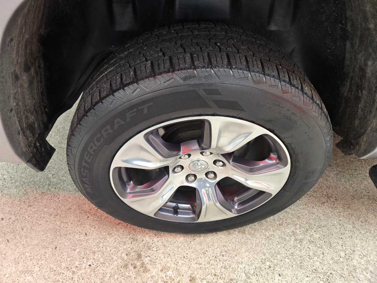 RAM 1500 Laramie Crew Cab LWB 4WD 2019