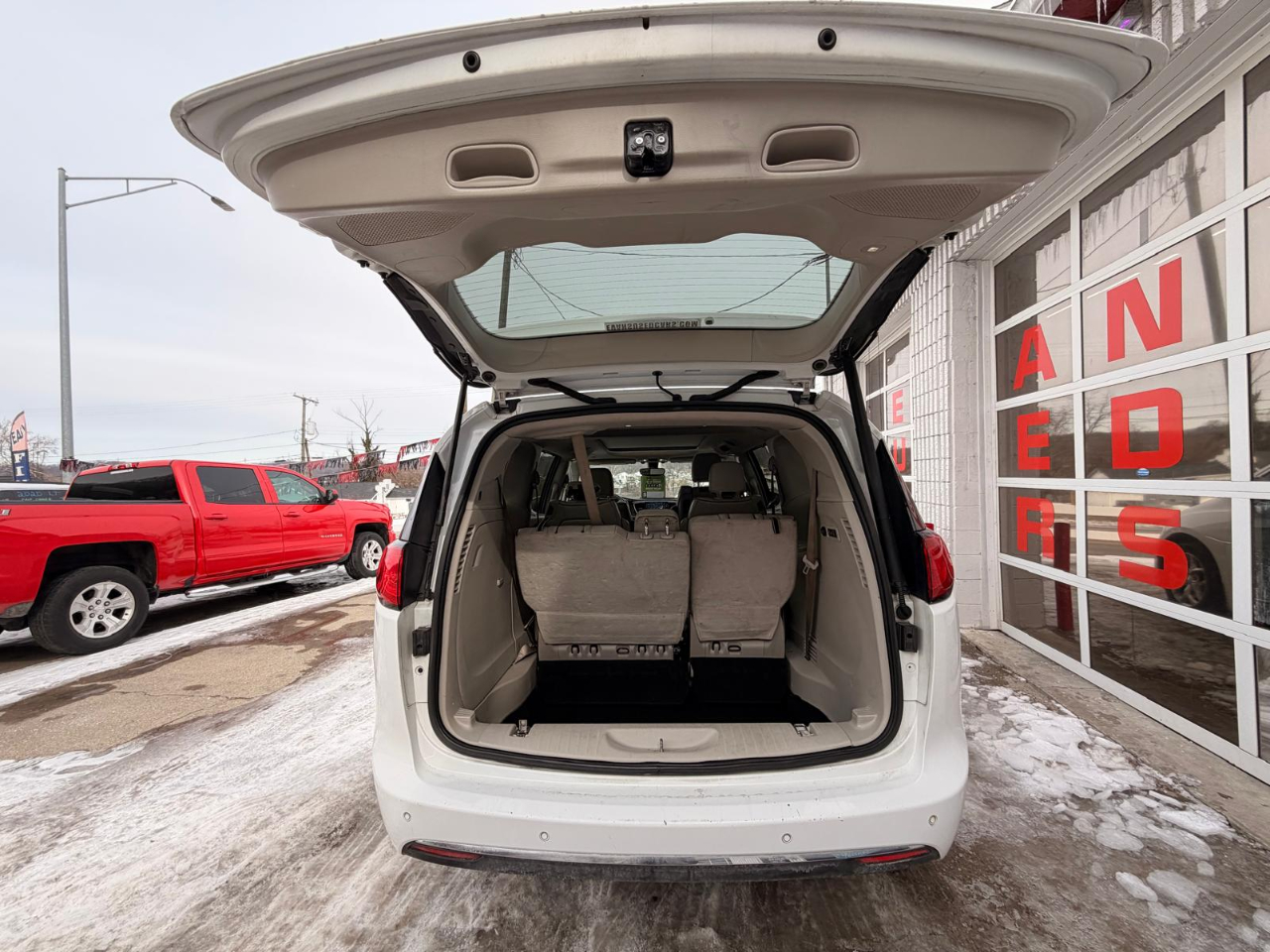 Chrysler Pacifica Limited 2018