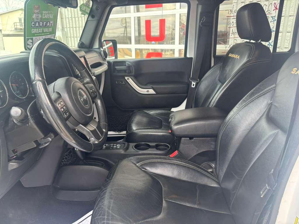 Jeep Wrangler Unlimited Sahara 4WD 2013