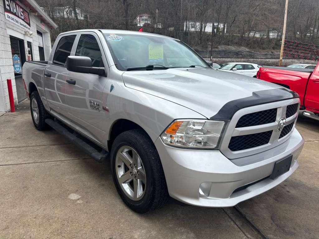 RAM 1500 Tradesman Crew Cab SWB 4WD 2014