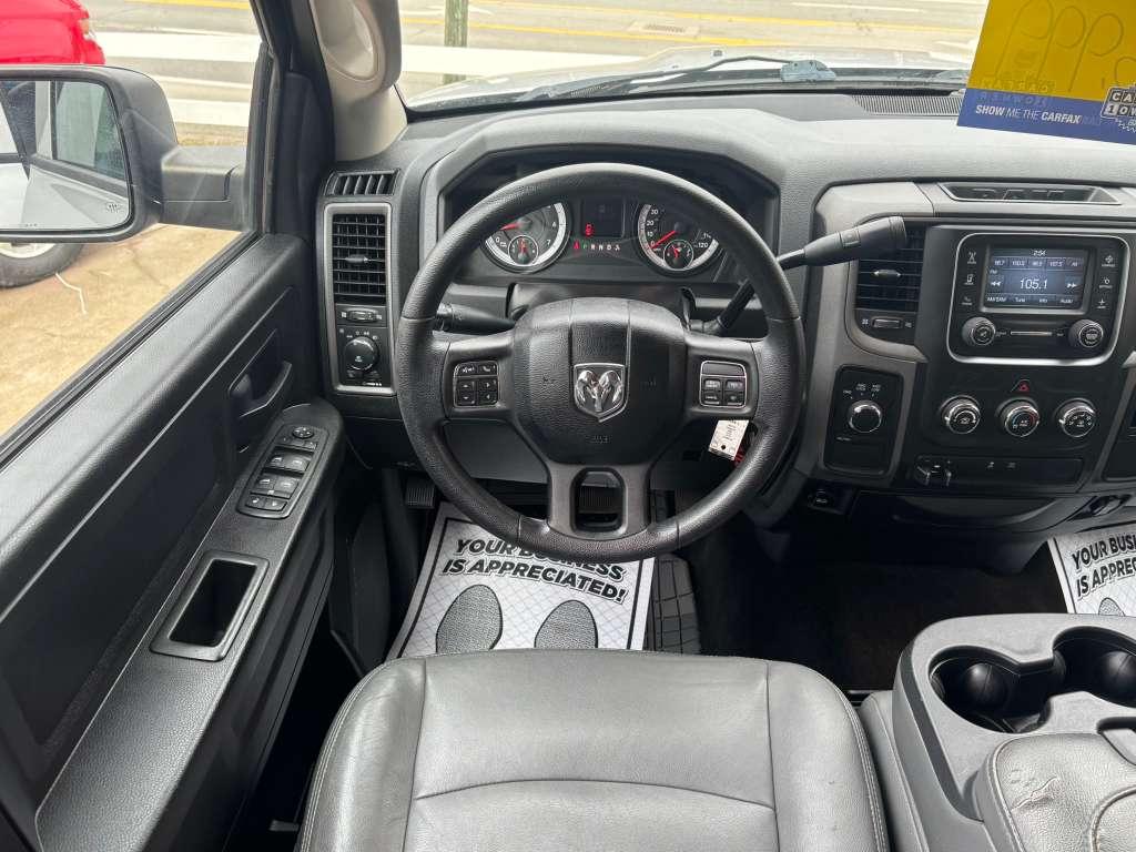 RAM 1500 Tradesman Crew Cab SWB 4WD 2014