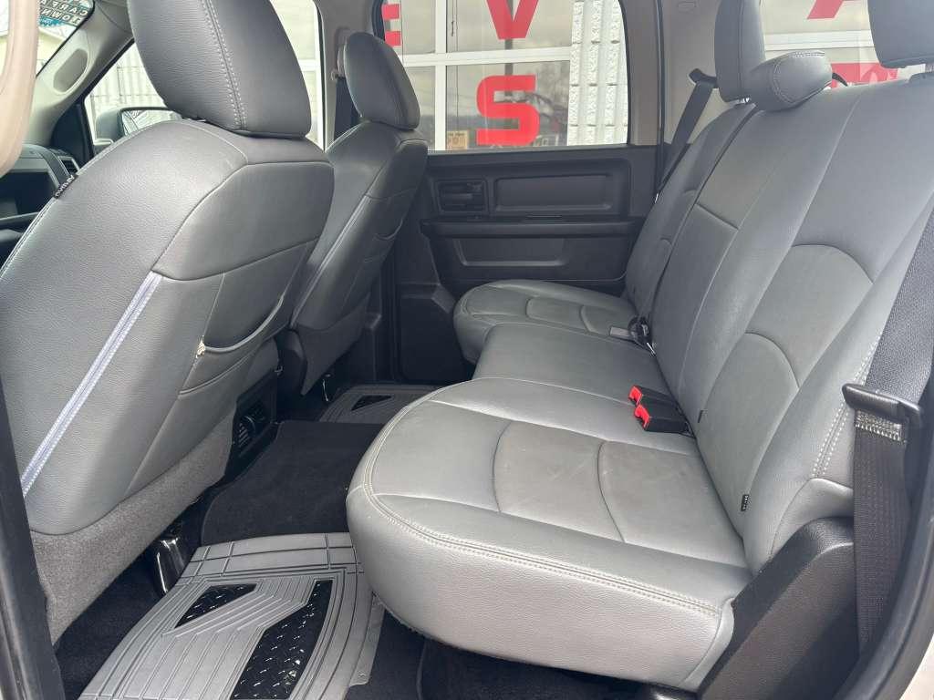 RAM 1500 Tradesman Crew Cab SWB 4WD 2014