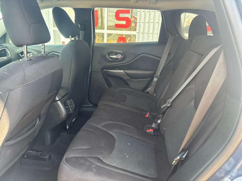 Jeep Cherokee Latitude 4WD 2019