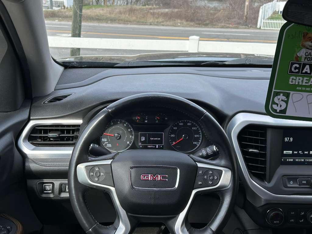 GMC Acadia SLE-1 AWD 2017