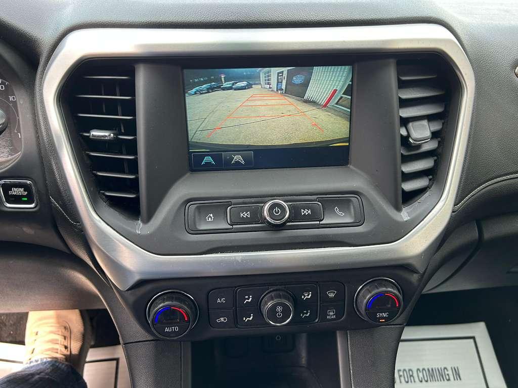 GMC Acadia SLE-1 AWD 2017