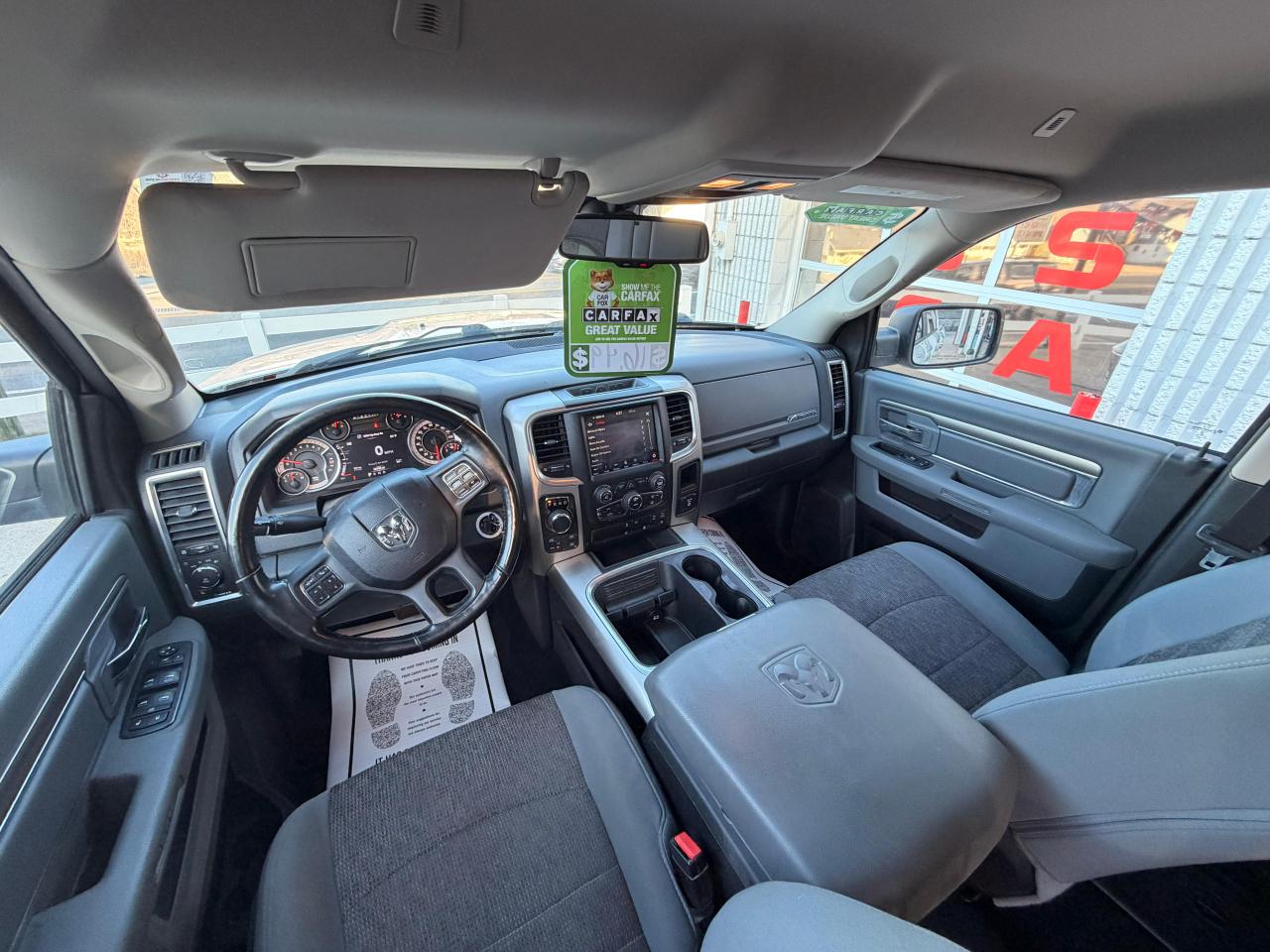 RAM 1500 SLT Crew Cab SWB 4WD 2018