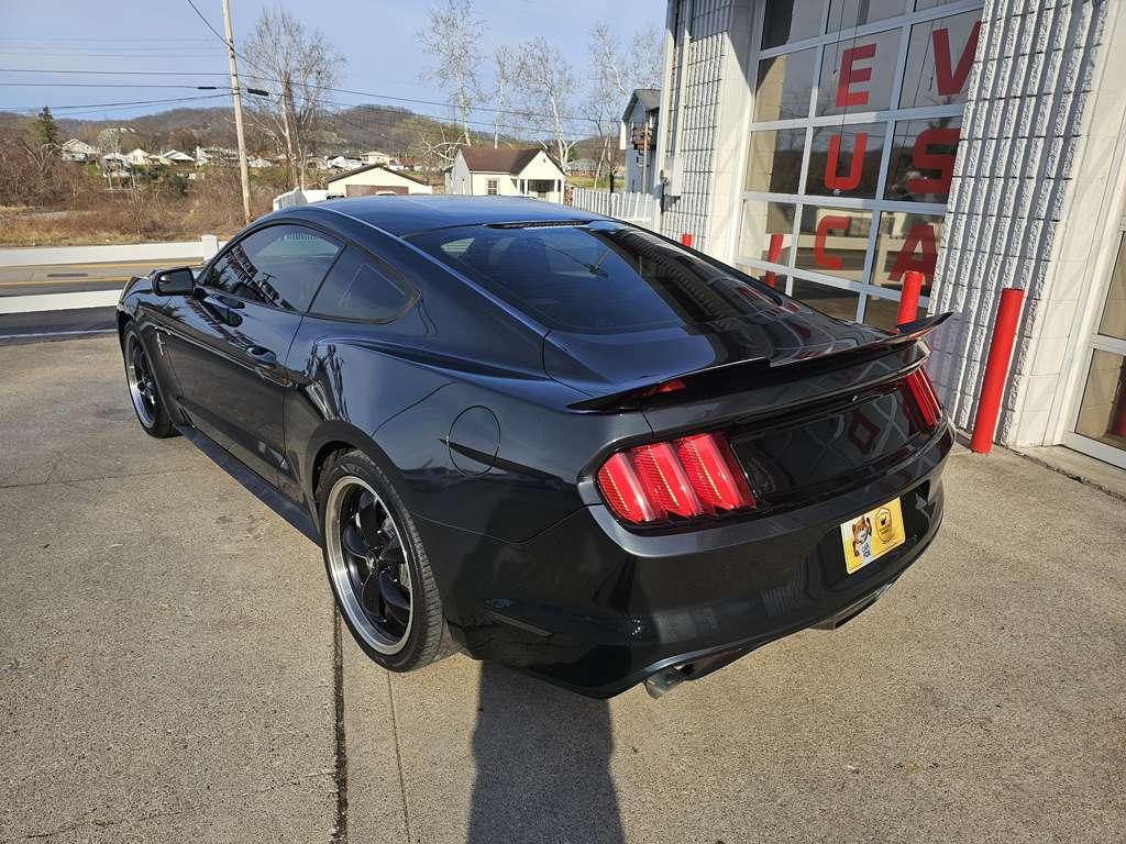 Ford Mustang V6 Coupe 2015