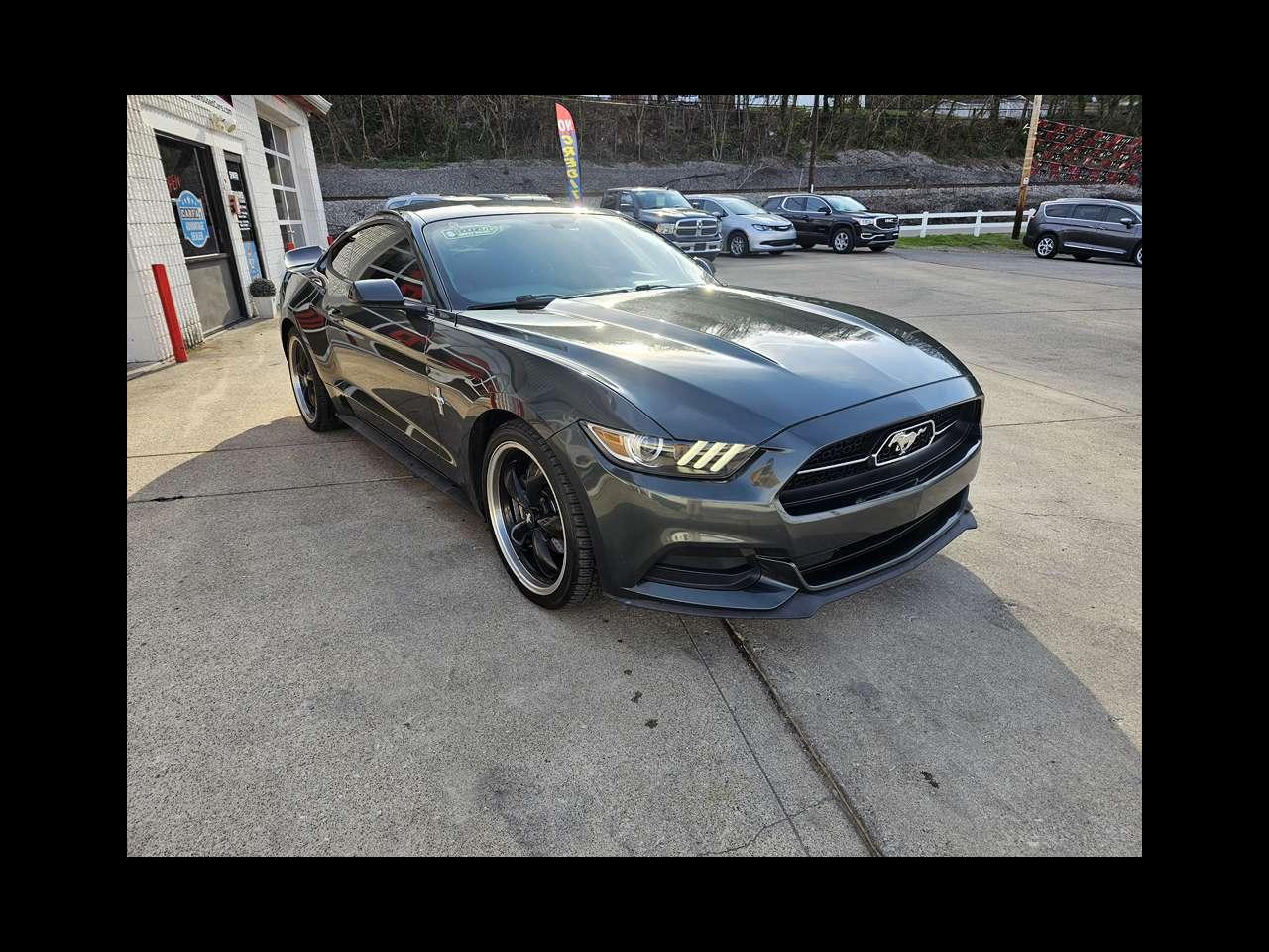 Ford Mustang V6 Coupe 2015